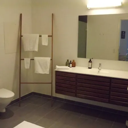 Apartment Luxury In The Heart Of Near Harbour Baths