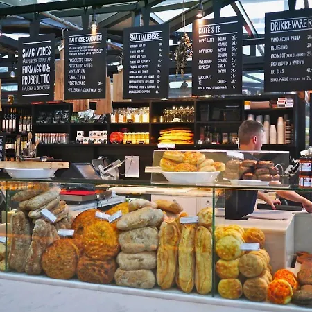 Luxury In The Heart Of Near Harbour Baths Appartamento