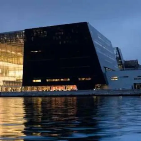 Luxury In The Heart Of Near Harbour Baths Apartment Copenhagen
