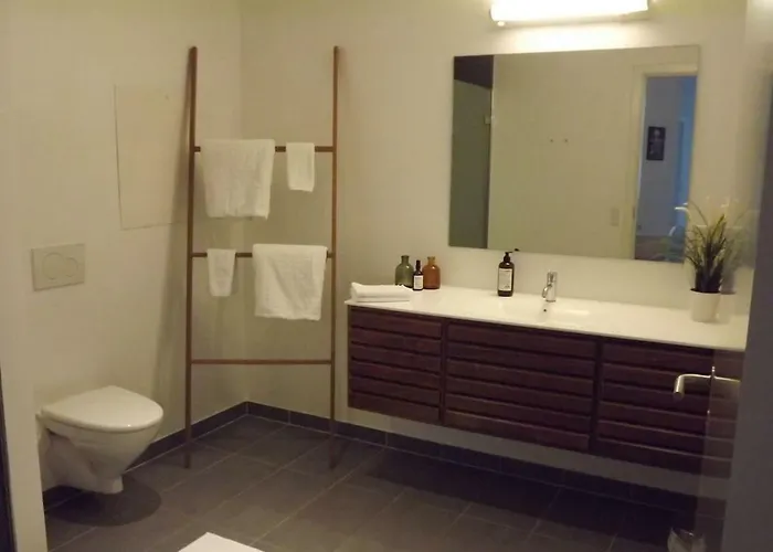 Apartment Luxury In The Heart Of Near Harbour Baths