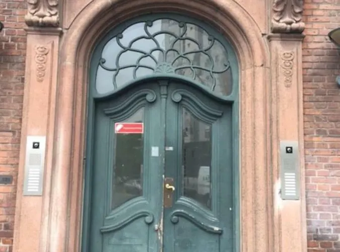 Apartment Luxury In The Heart Of Near Harbour Baths *