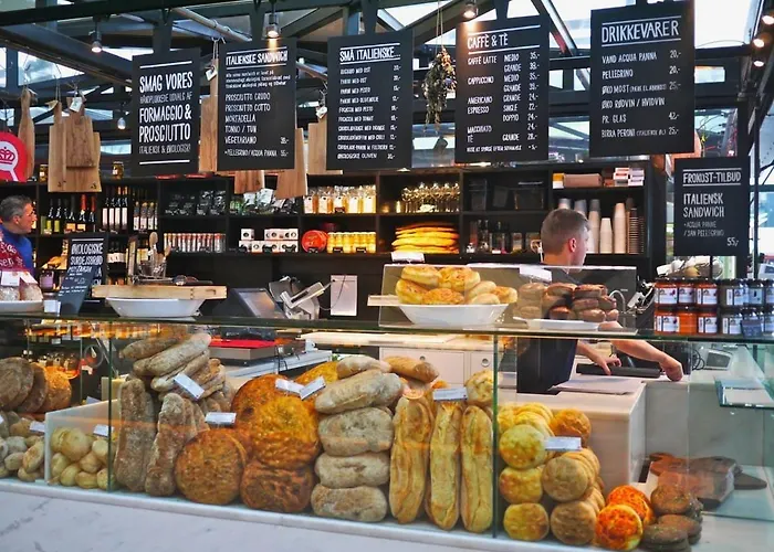 Luxury In The Heart Of Near Harbour Baths Apartment